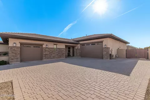 Exterior - 2283 E Aris Dr, Gilbert, AZ 85298 photo 1 of 9