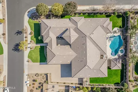 View/Area - 2283 E Aris Dr, Gilbert, AZ 85298 photo 2 of 8