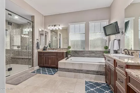 Bath - 2283 E Aris Dr, Gilbert, AZ 85298 photo 1 of 2