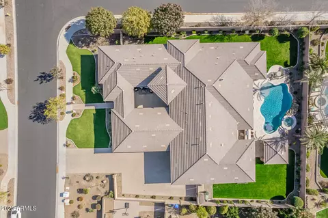 View/Area - 2283 E Aris Dr, Gilbert, AZ 85298 photo 7 of 8