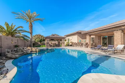 Exterior - 2283 E Aris Dr, Gilbert, AZ 85298 photo 3 of 9