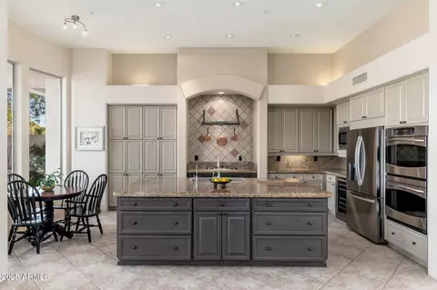 11920 E Parkview Ln, Scottsdale, AZ 85255
