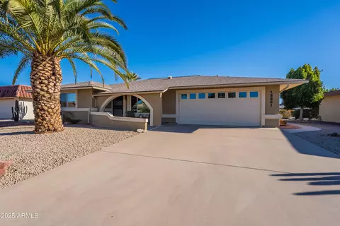 18801 N Kiva Dr, Sun City, AZ 85373