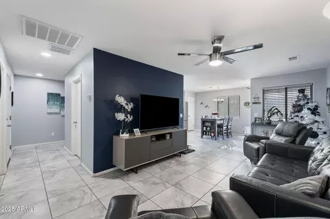 Entry Way - 1875 W Stage Driver St, Apache Junction, AZ 85120 photo 2 of 2