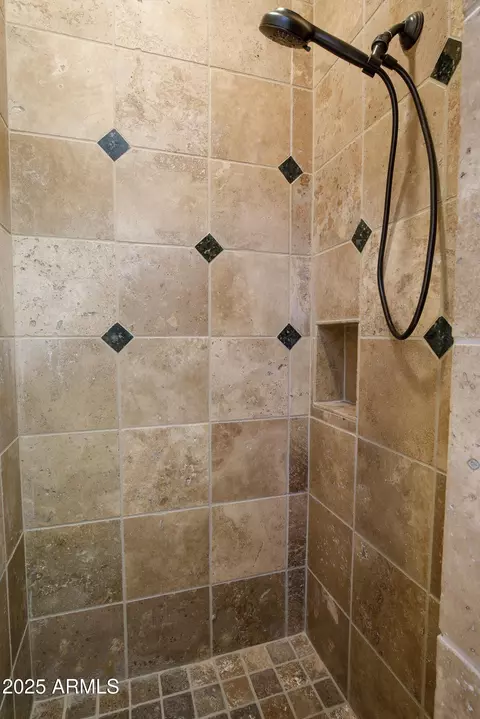 3525 E Robin Ln, Phoenix, AZ 85050 photo 24