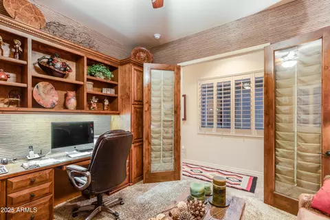 3525 E Robin Ln, Phoenix, AZ 85050 photo 30