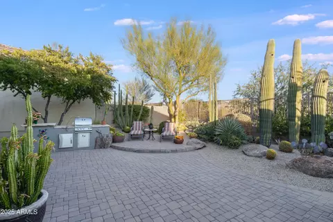 3525 E Robin Ln, Phoenix, AZ 85050 photo 35