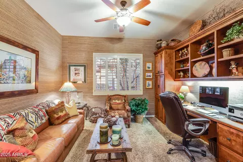 3525 E Robin Ln, Phoenix, AZ 85050 photo 29