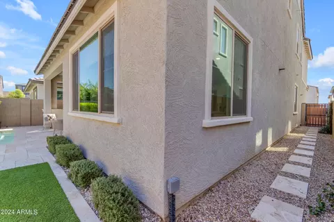 Exterior - 10050 E Tiburon Ave, Mesa, AZ 85212 photo 9 of 15