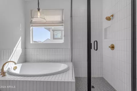Bath - 10050 E Tiburon Ave, Mesa, AZ 85212 photo 5 of 7