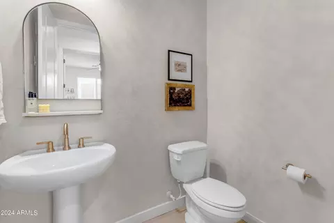 Bath - 10050 E Tiburon Ave, Mesa, AZ 85212 photo 1 of 7