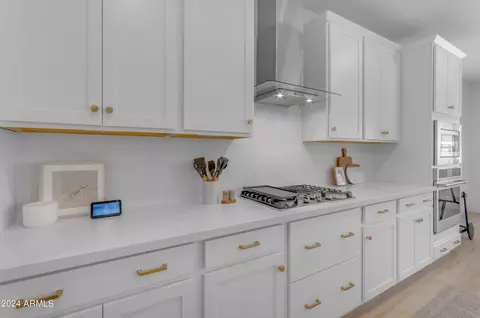 Kitchen - 10050 E Tiburon Ave, Mesa, AZ 85212 photo 5 of 6