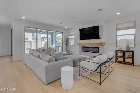 Living - 10050 E Tiburon Ave, Mesa, AZ 85212 photo 1 of 1