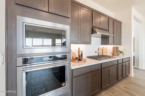 Kitchen - 11029 E Ulysses Ave, Mesa, AZ 85212 photo 5 of 7