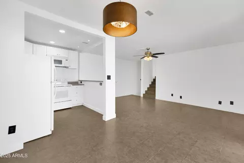3416 N 44th St #9, Phoenix, AZ 85018 photo 7