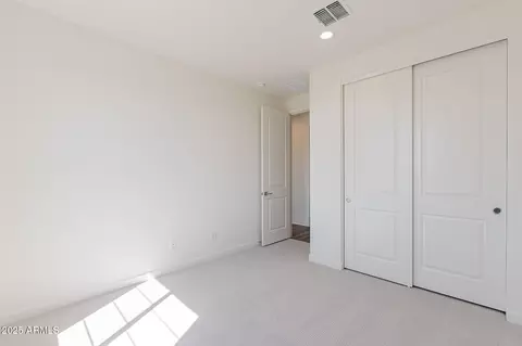 Bedroom - 11040 E Ulysses Ave, Mesa, AZ 85212 photo 8 of 10
