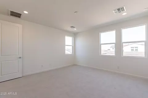Bedroom - 11040 E Ulysses Ave, Mesa, AZ 85212 photo 6 of 10