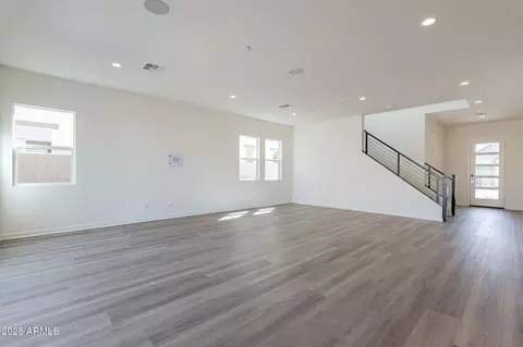 Living - 11040 E Ulysses Ave, Mesa, AZ 85212 photo 4 of 7