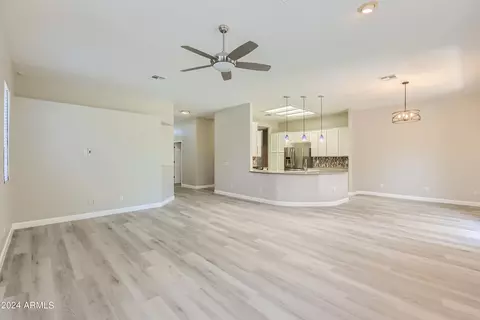 2655 Estrella St, Gilbert, AZ 85296 photo 4