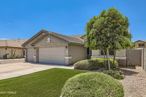2655 Estrella St, Gilbert, AZ 85296