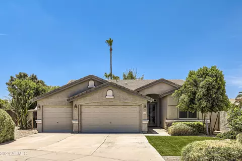 2655 Estrella St, Gilbert, AZ 85296 photo 2