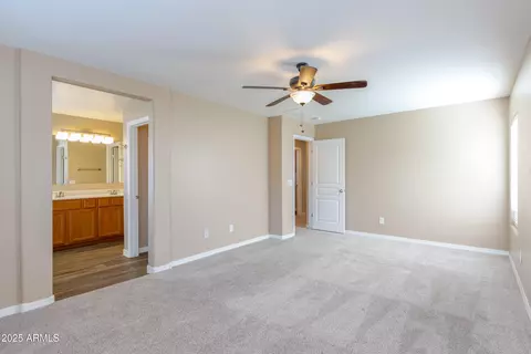 3865 E Santa Fe Ln, Gilbert, AZ 85297 photo 11