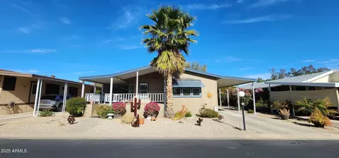 2233 E Behrend Dr #24, Phoenix, AZ 85024