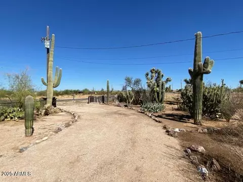 22695 E Cactus Forest Rd, Florence, AZ 85132 photo 2