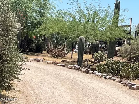 22695 E Cactus Forest Rd, Florence, AZ 85132