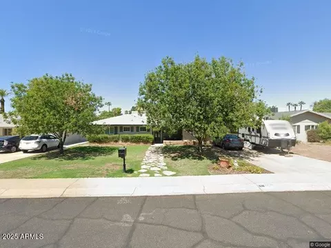 5338 E Pinchot Ave, Phoenix, AZ 85018