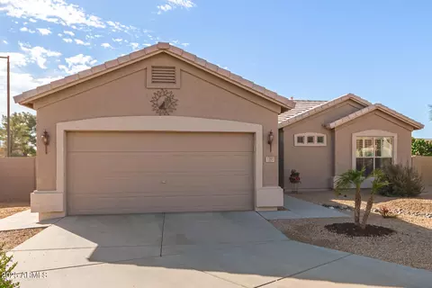 1283 E La Costa Pl, Chandler, AZ 85249
