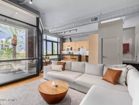 7301 E 3rd Ave #321, Scottsdale, AZ 85251
