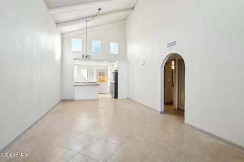 2227 E Catalina Dr, Phoenix, AZ 85016 photo 2
