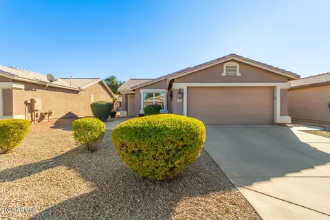 1403 E Cherry Hills Dr, Chandler, AZ 85249
