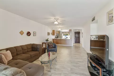 454 S 77th St, Mesa, AZ 85208