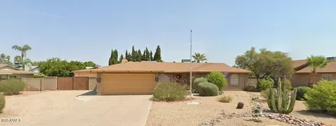 5226 W Paradise Ln, Glendale, AZ 85306