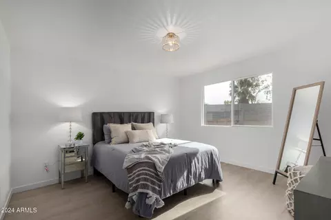 1913 E Sandra Ter, Phoenix, AZ 85022 photo 13