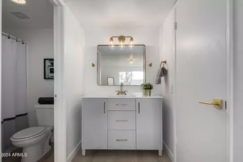 1913 E Sandra Ter, Phoenix, AZ 85022 photo 16