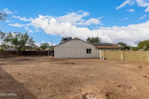 1913 E Sandra Ter, Phoenix, AZ 85022 photo 27