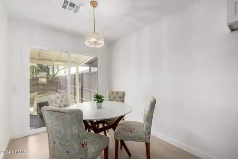 1913 E Sandra Ter, Phoenix, AZ 85022 photo 5