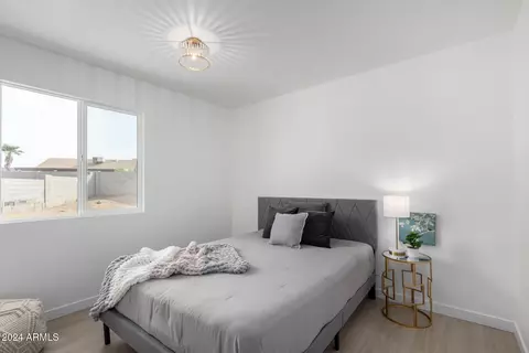 1913 E Sandra Ter, Phoenix, AZ 85022 photo 19