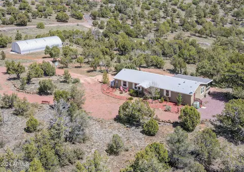 10427 W Fossil Creek Rd, Strawberry, AZ 85544