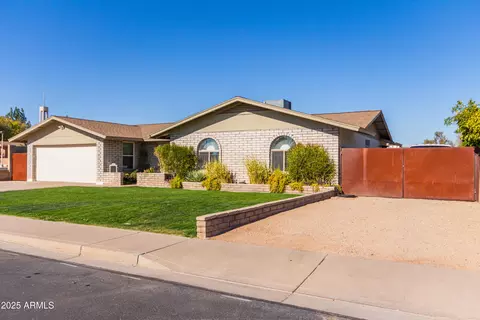 1638 E Hackamore St, Mesa, AZ 85203