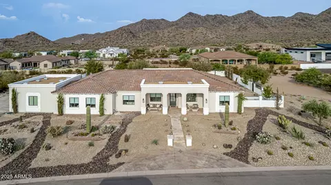 34083 N Paseo Grande Dr, Queen Creek, AZ 85142