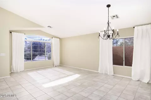 370 W Gail Dr, Gilbert, AZ 85233 photo 10