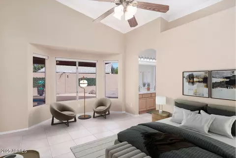 370 W Gail Dr, Gilbert, AZ 85233 photo 3