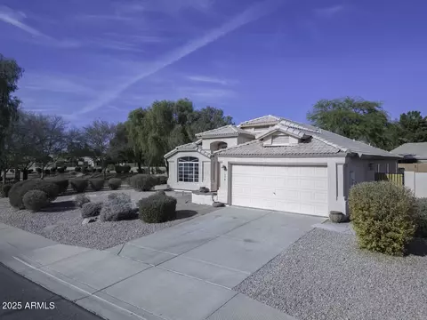 370 W Gail Dr, Gilbert, AZ 85233 photo 7