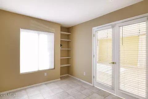 370 W Gail Dr, Gilbert, AZ 85233 photo 9
