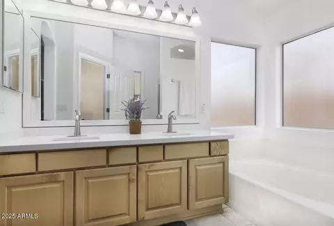 370 W Gail Dr, Gilbert, AZ 85233 photo 18