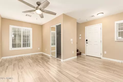 Living - 4095 E Jasper Dr, Gilbert, AZ 85296 photo 2 of 5